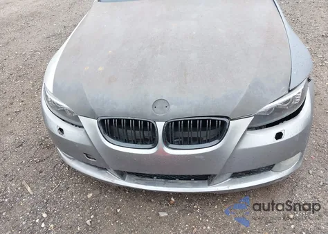 2007 BMW 328Xi z USA, uszkodzony, nr VIN WBAWC33557PD06025